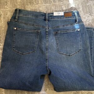 NWT Judy Blue Los Angeles Skinny Fit Capri size 16w